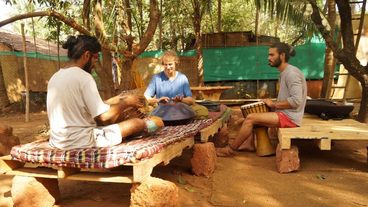 Namahstay Eco Hostel & Coworking & Art Community Space Arambol Exterior foto